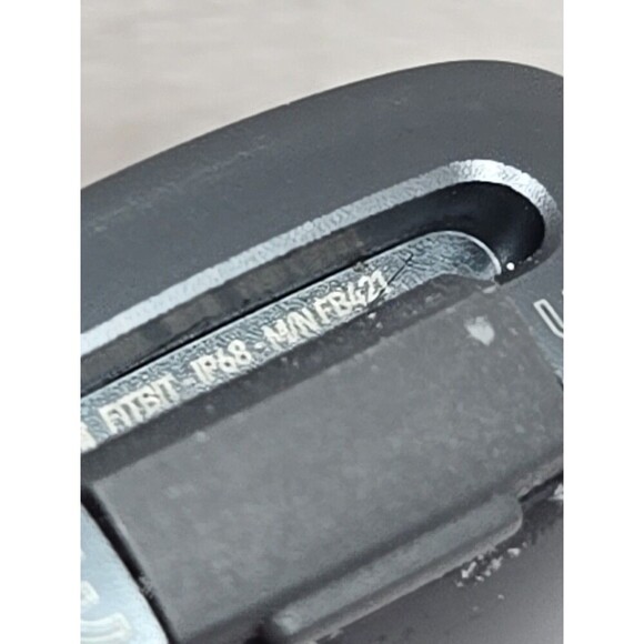 Fitbit Charge 5 Fitness Tracker GPS SpO2 Sleep Monitor Activity W/ Charger - Picture 10 of 11